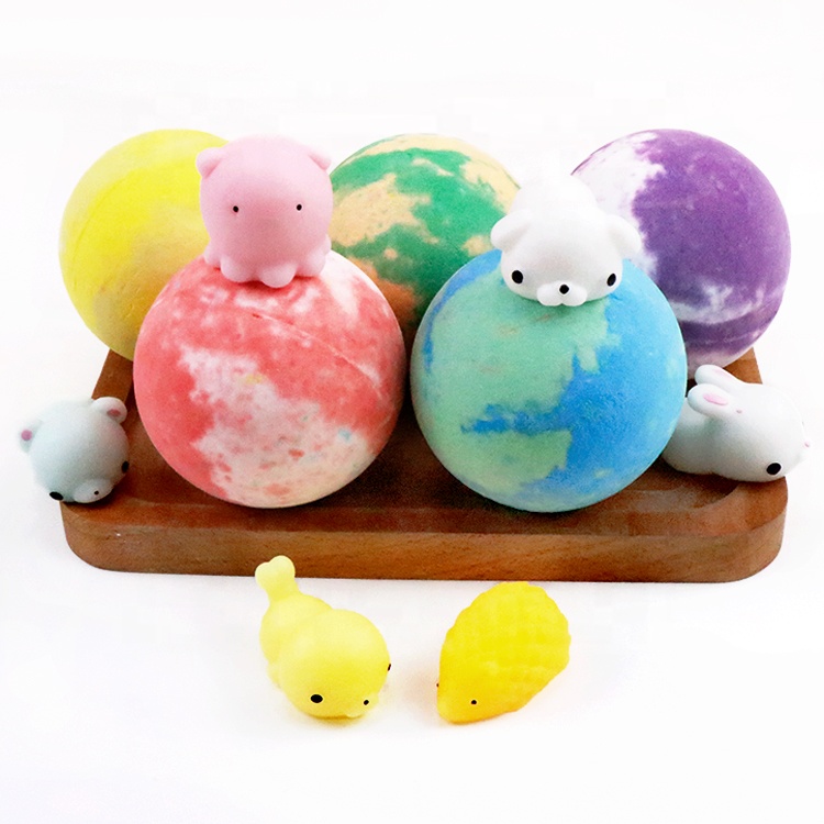 Wholesale skin care relaxation essential oil bath bomb set lavender bath bomb with children tory inside surprise cute uniq ( (5)